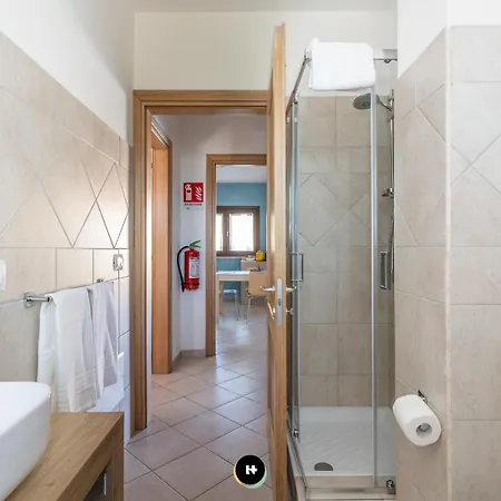 Hotelstoo - Paradiso Appartement *